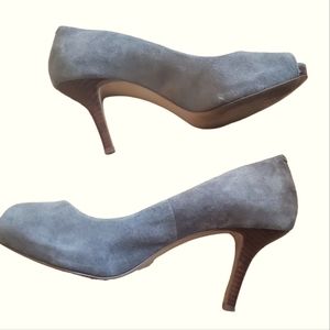 Banana Republic heels, size 7, grey, velvet, party